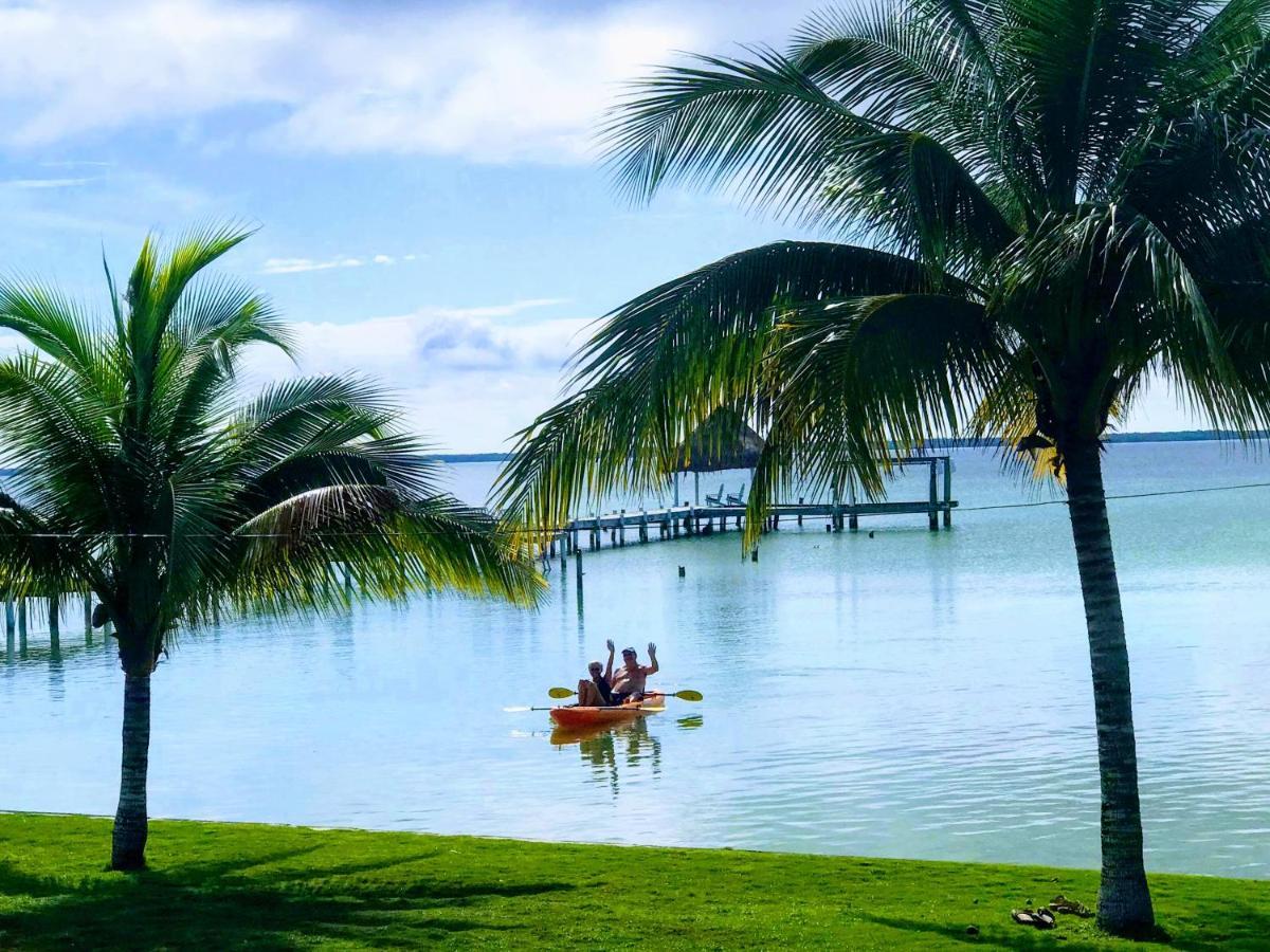 Tilt-Ta-Dock Resort Belize Corozal Buitenkant foto